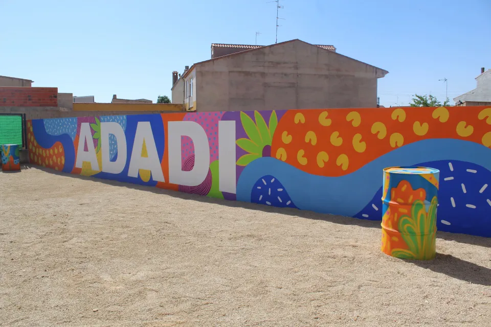 Mural colaborativo hecho con ADADI